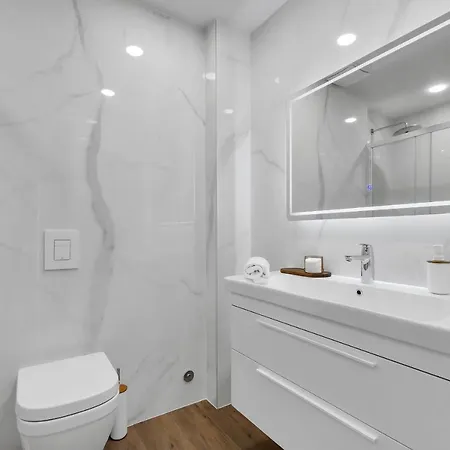 Laurante Apartman *